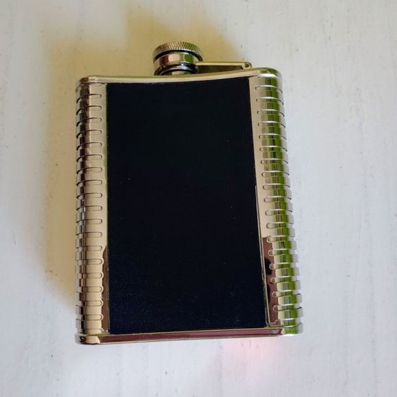 Flask - Picture 2 of 2